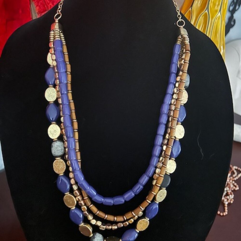 Vintage Purple & Gold tone necklace